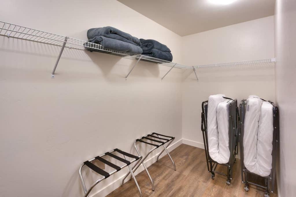 6H Spacious Redcliff Condo, Pool & Hot Tub Moab Exteriör bild