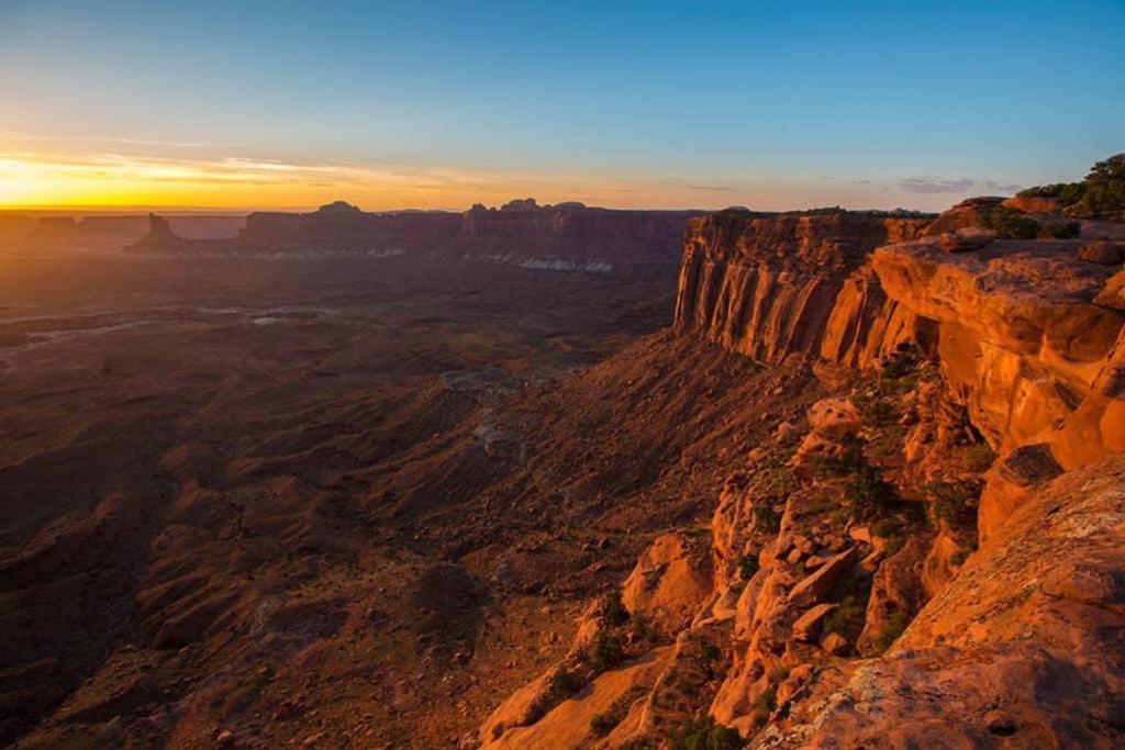 6H Spacious Redcliff Condo, Pool & Hot Tub Moab Exteriör bild